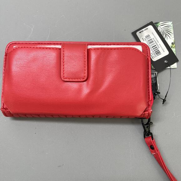 NWT Badgley Mischka Wristlet Red Quilted Wallet Strap Vegan Leahter - Picture 4 of 11